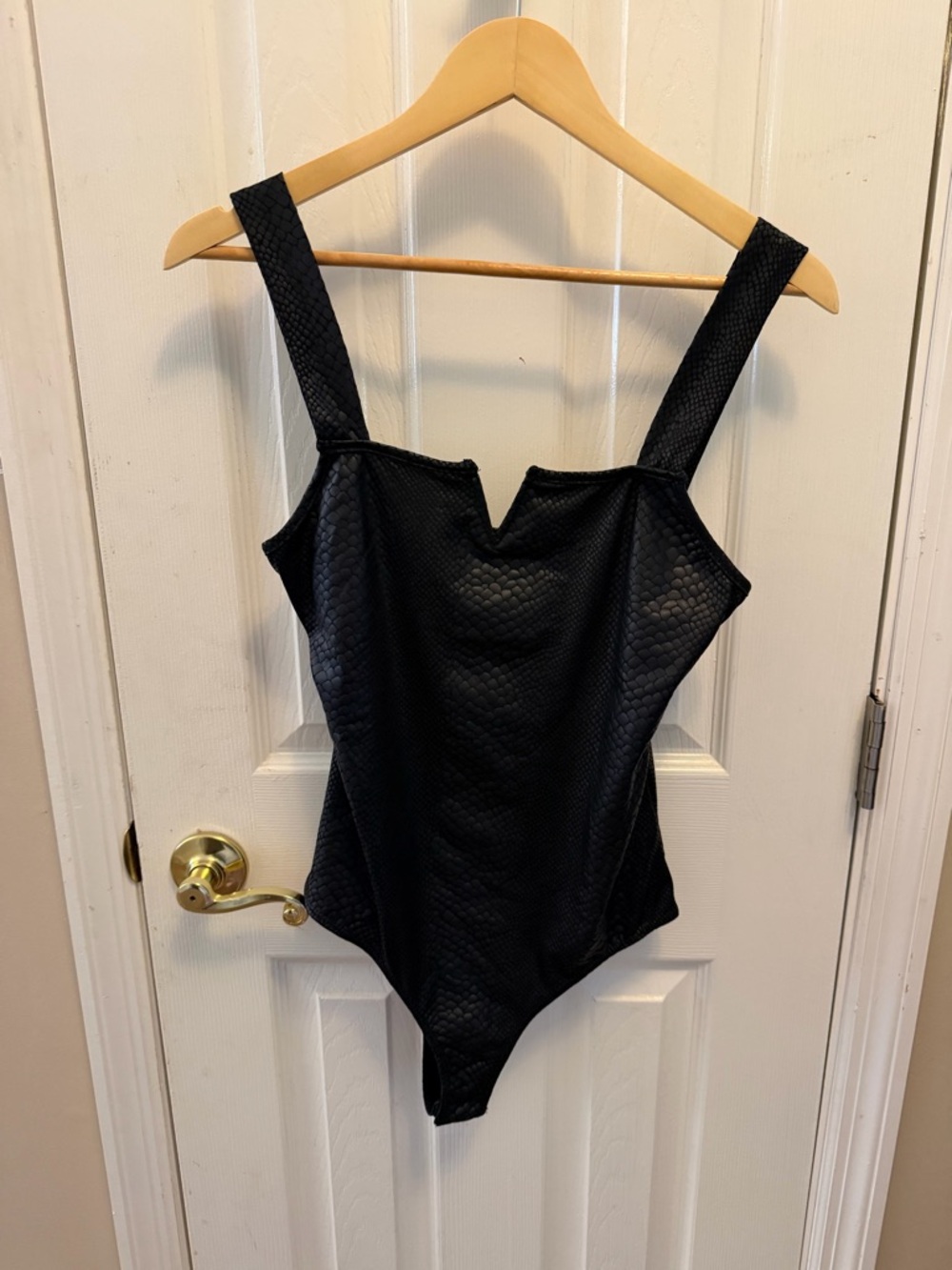 Black Textured V-Notch Bodysuit for Women